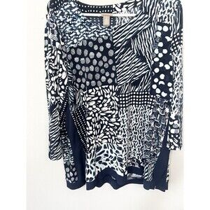 Chico’s Travelers Slinky Abstract Floral Tunic Top Navy White Size 2 Large Boxy